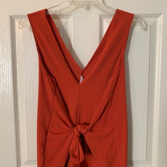 BCBGeneration tie front romper - Picture 2 of 5